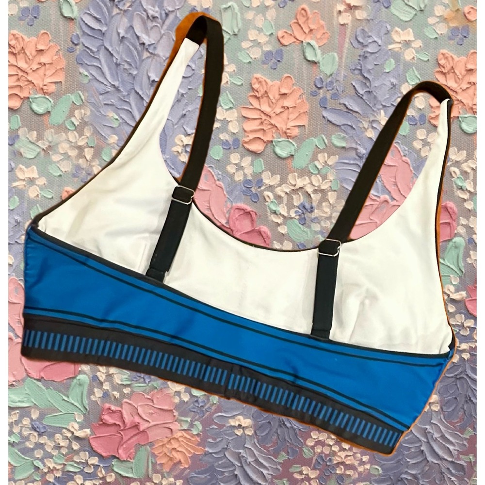 Alo Yoga Airlift Line Up Bra Adjustable Straps Logo Underband Womens Med - Picture 2 of 3